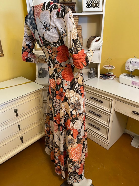 Vintage flower explosion dress - image 10