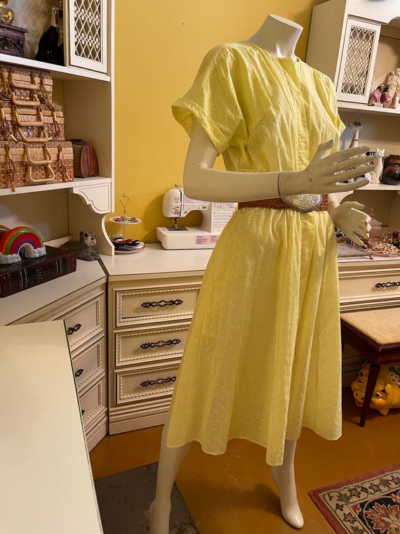 Vintage yellow eyelet dress - image 1