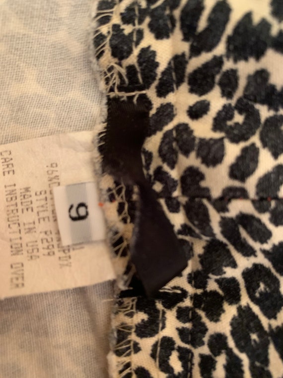 Vintage leopard print pants. - image 10