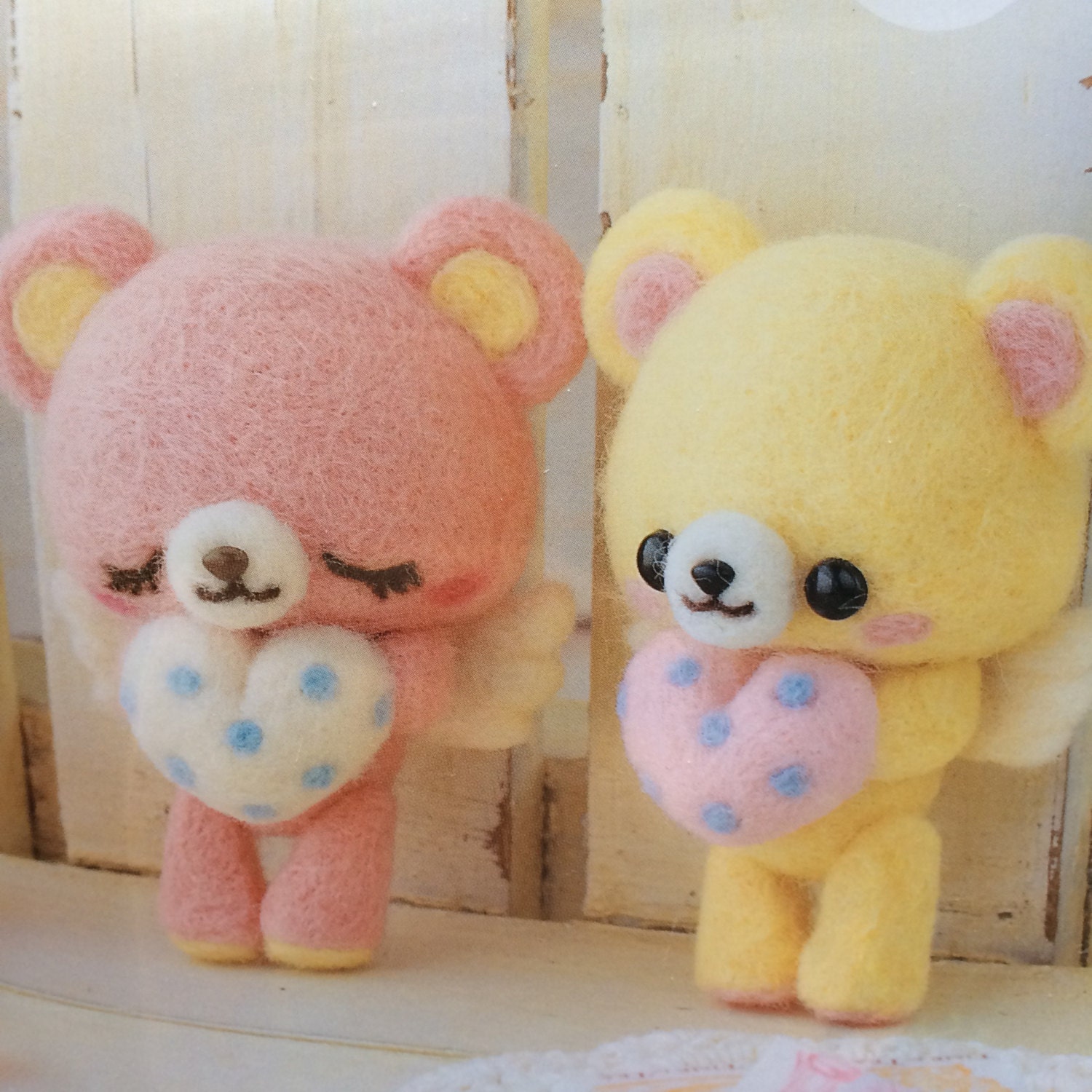 Hamanaka Felt Wool Mascot Wool Felt Kit Budgerigar Designed By Fujita Satomi H441-321 Hamanaka Felt Wool Mascot Wool Felt Kit Budgerigar Designed By Fujita Satomi H441-321