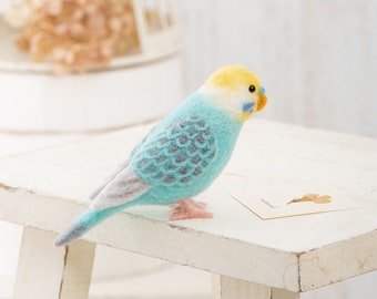 Japanese Hamanaka Aclaine Acrylic Fibre Needle Felting Kit - Parakeet Bird. (English translation included)