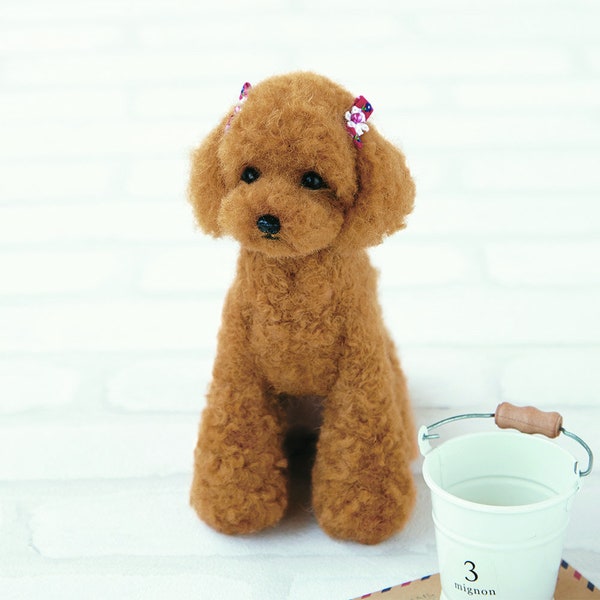 Japanese Hamanaka Real Felt Wool Realistic Needle Felting Kit - Toy Poodle (Japanese instructions)