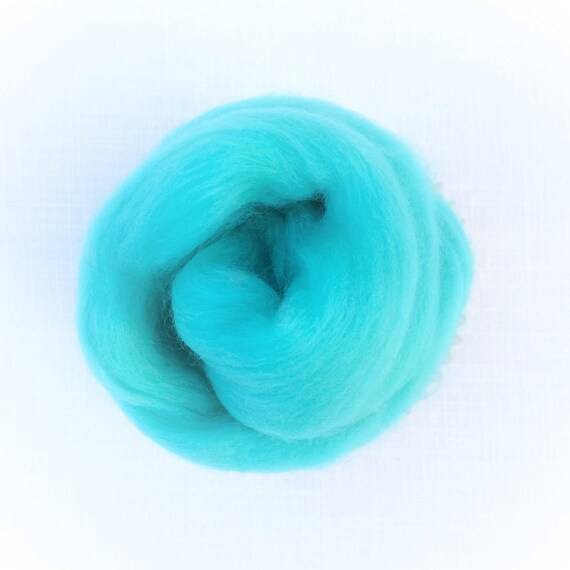 Natural Wool Roving: 10g: Turquoise Natural Wool Roving: 10g: Turquoise