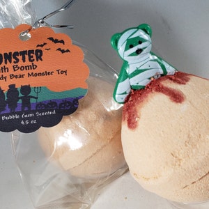 Monster Bath Bombs, SpaGlo Bath Bombs, Halloween Bath Bombs with Surprise, Halloween Bath Bombs for kids, Bath Bomb with Toy