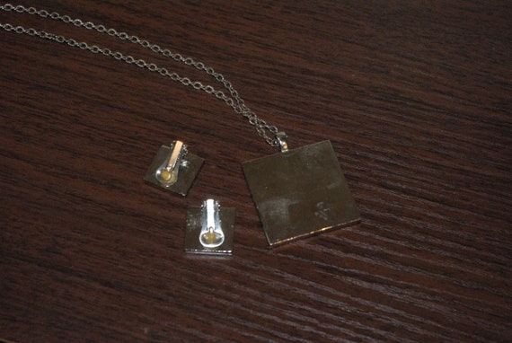 Vintage Silver Tone Enamel Necklace Set, Not Mark… - image 4