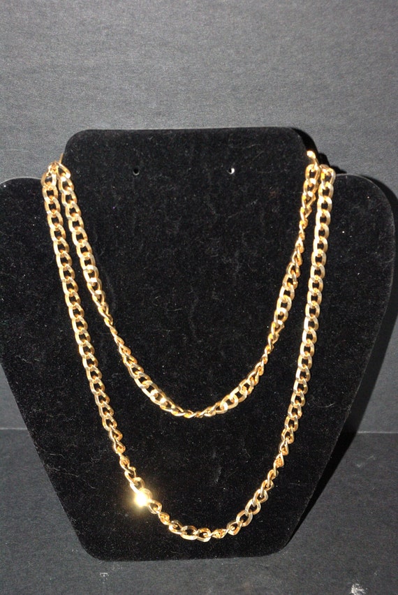 Vintage Jewelry Gold Tone Chain, 36" Necklace, Fia