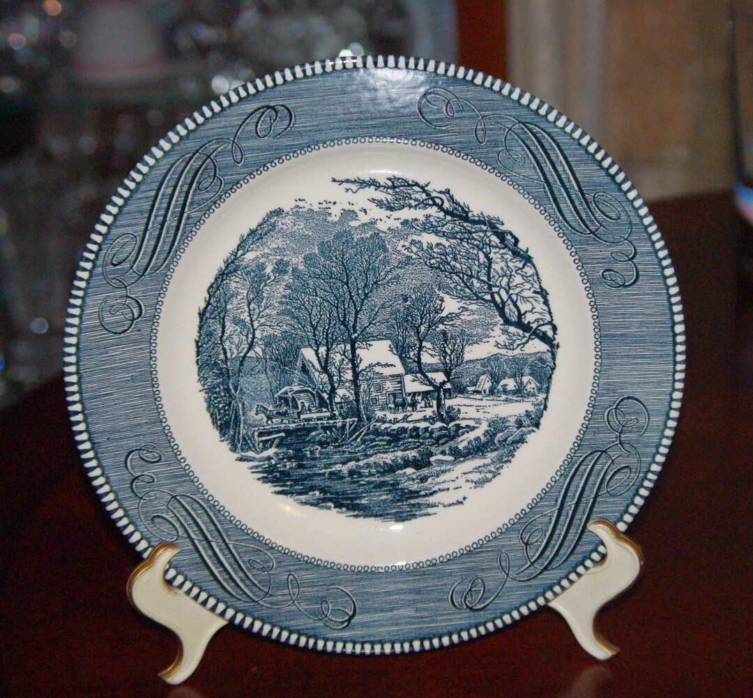 Cavalier Ironstone 10 Dinner Plate, Blue and White, Marked Royal China
