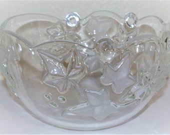 Vintage Raised Glass Salad Bowl with Frosted Leaf Pattern, Holly Pattern, Mistletoe, Scalloped Edge, 5" Tall, 1980's