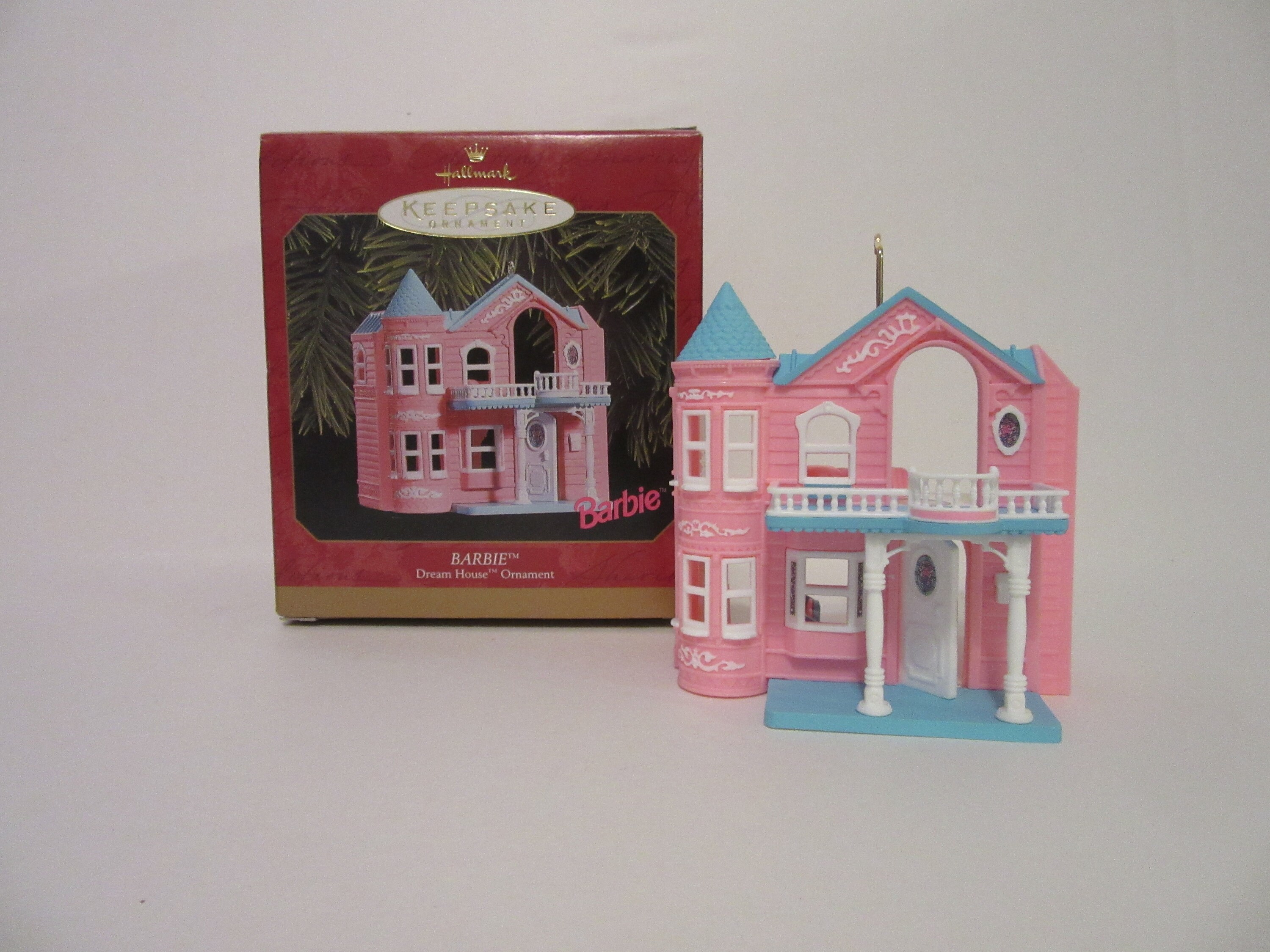 Barbie dream house ornament shop