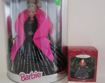 1998 Happy Holidays Barbie and Matching Ornament Mattel Hallmark Keepsake