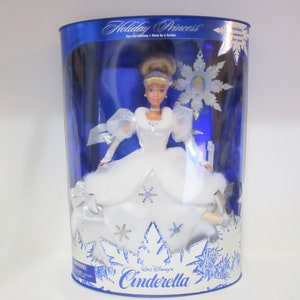 Holiday Princess Cinderella Barbie Doll Mattel Disney 1996 First in Series
