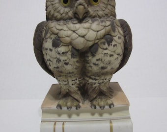 Andrea by Sadek Great Horned Owl books ceramic 8" figurine circa 1960s #7848