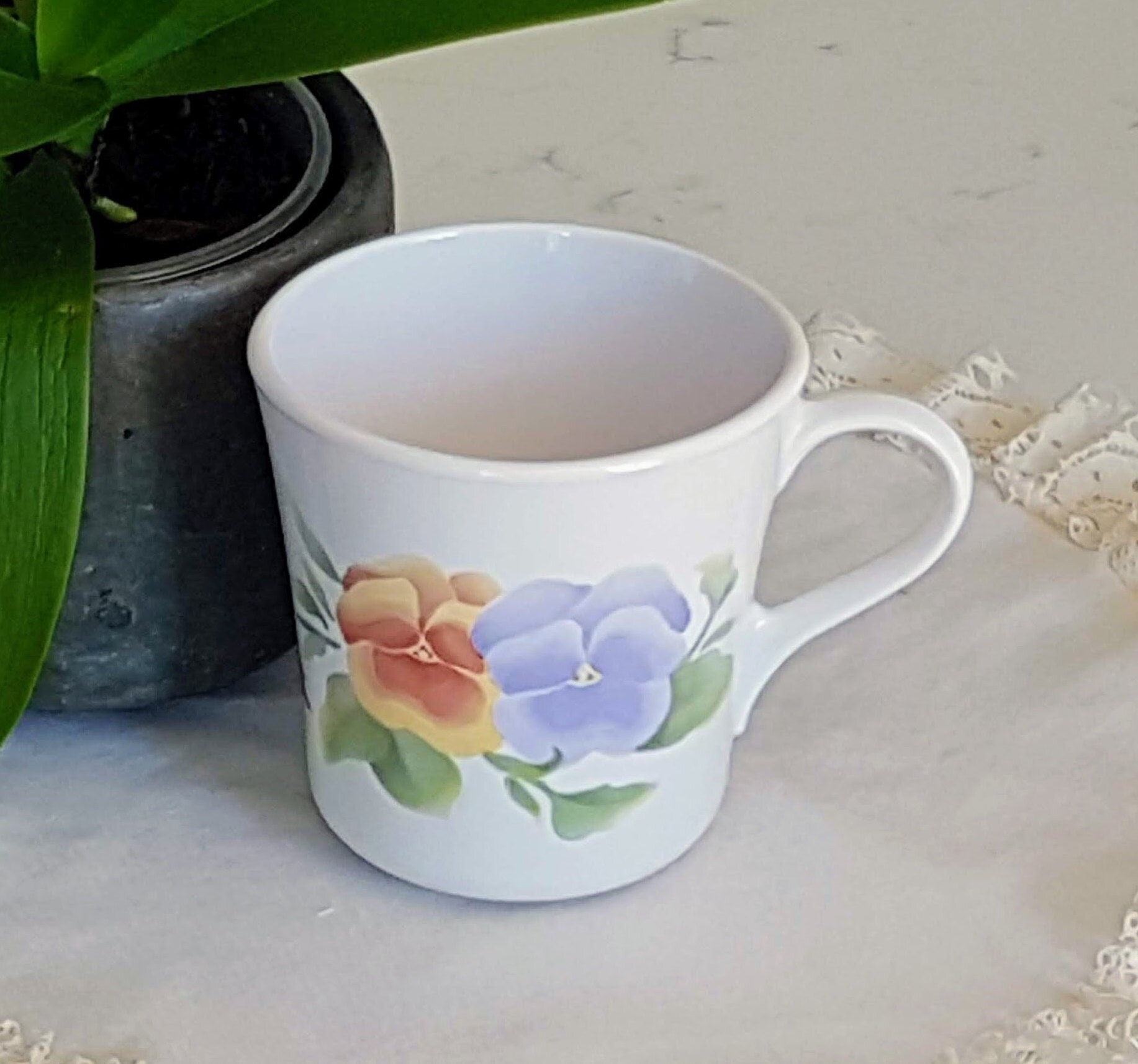 HOWAF Enamel Glass Mug Flower Tea Cup Crystal Lead-Free Glass Coffee Cups with Spoon Coaster Card Gifts for Women Wife Mum Teacher Friends Birthday Mother Day Valentines Day Wedding Anniversary