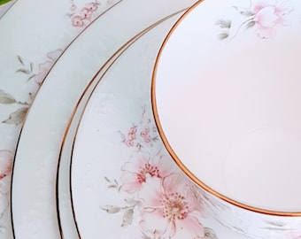 Servizio da tavola Royal Albert Breath Of Spring For All Seasons, 5 pezzi, in porcellana fine, prodotto in Inghilterra, stile vintage.
