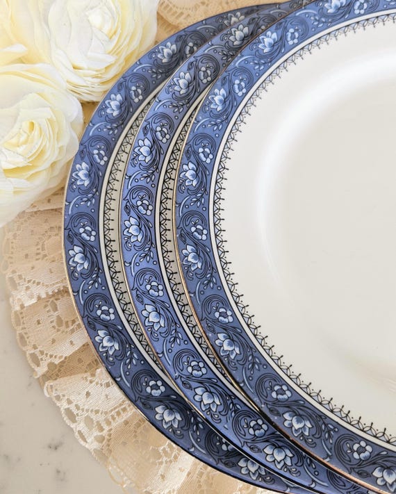 Set of Aynsley Blue Mist Salad Plates, Fine Bone China Made in