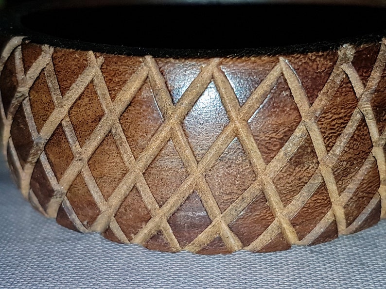 diamond shape cuts Criss-Cross pattern Bangle bracelet Vintage Brown Wooden Bracelet Boho Chic vintage jewelry vintage accessories