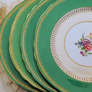 Set of 4 Aynsley Hatfield Dinner Plates, Bone China Made in England, Vintage Dinnerware/Dishes, collector&#39;s gift/Registry Gift/Wedding China