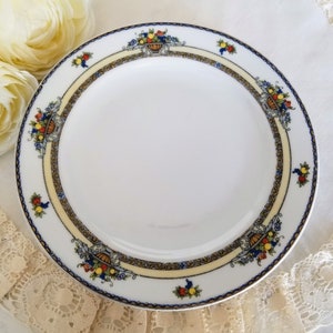 Set of 4 Royal Bayreuth Bavaria Replacement Pieces, Salad Plates or Bread and Butter Plates, Porcelain Made in Germany, vintage dinnerware