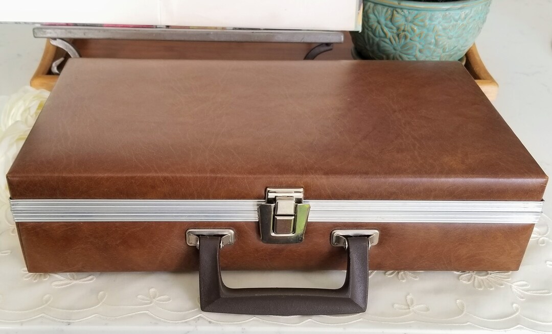 Vintage Brown Tape Cassette Holder/suitcase, Audio Tapecassette