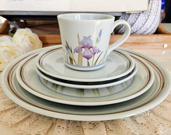 Juego de vajilla vintage Royal Doulton Blue Iris de 5 piezas, Lambethware, fabricado en Inglaterra, vajilla vintage, reemplazo de porcelana