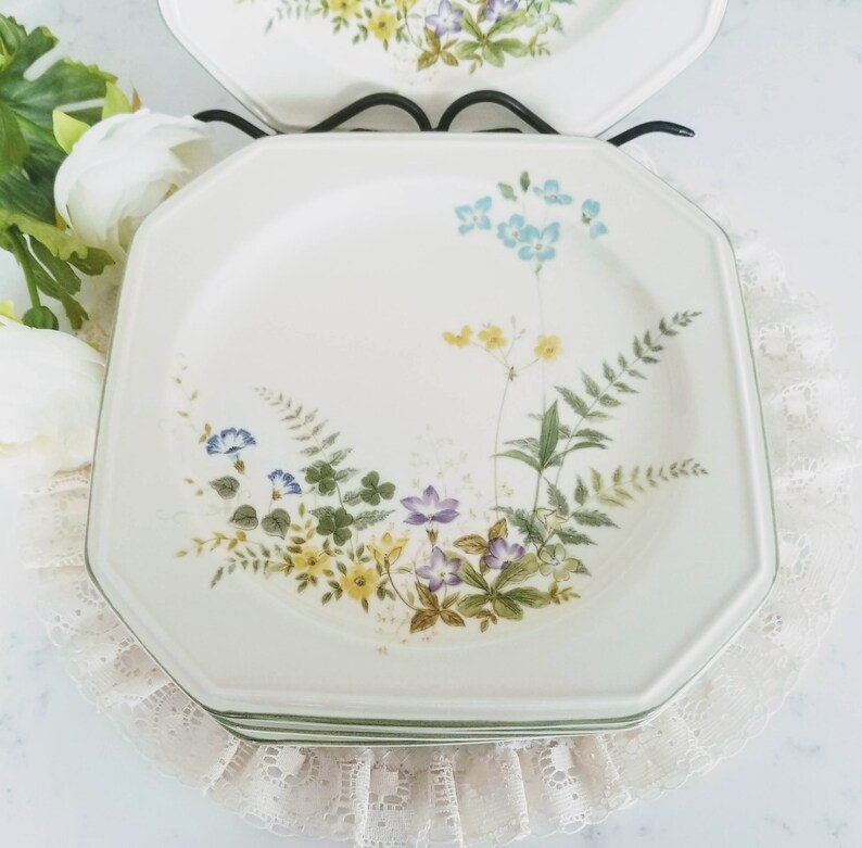 Vintage Dinnerware Mikasa Continental Ivory octagonal Japan China Replacement Vintage Salad Plates Greenery