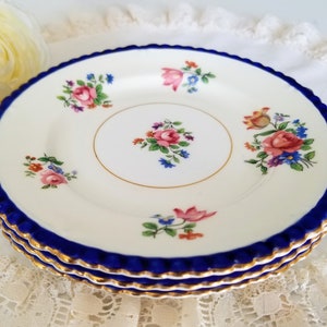 Aet of 3 Vintage Aynsley 6 1/8&#39;&#39; Cake/Bread &Butter Plates, Bone China Made in England, Cobalt Blue Band, Flowers, vintage dinnerware