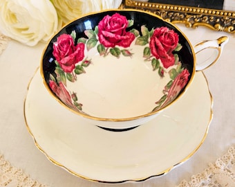 ヴィンテージ パラゴン ティーカップ＆ソーサーセット、ボーンチャイナ、イギリス製、黒帯に大きなキャベツローズ柄、ヴィンテージティーパーティー、コレクターへのギフト