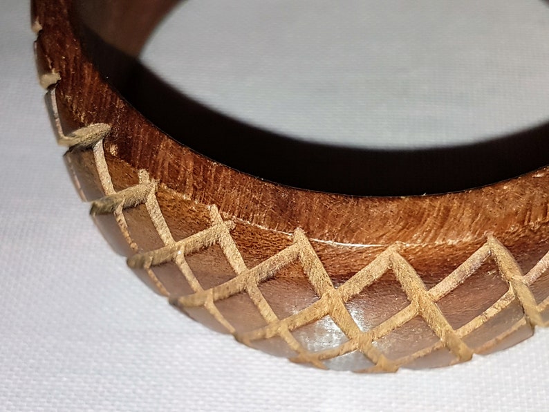 diamond shape cuts Criss-Cross pattern Bangle bracelet Vintage Brown Wooden Bracelet Boho Chic vintage jewelry vintage accessories