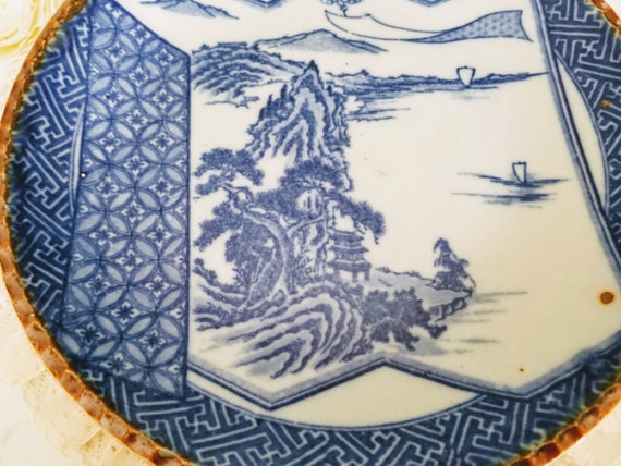 Antique Japanese Porcelain Igezara Plate, Blue and White
