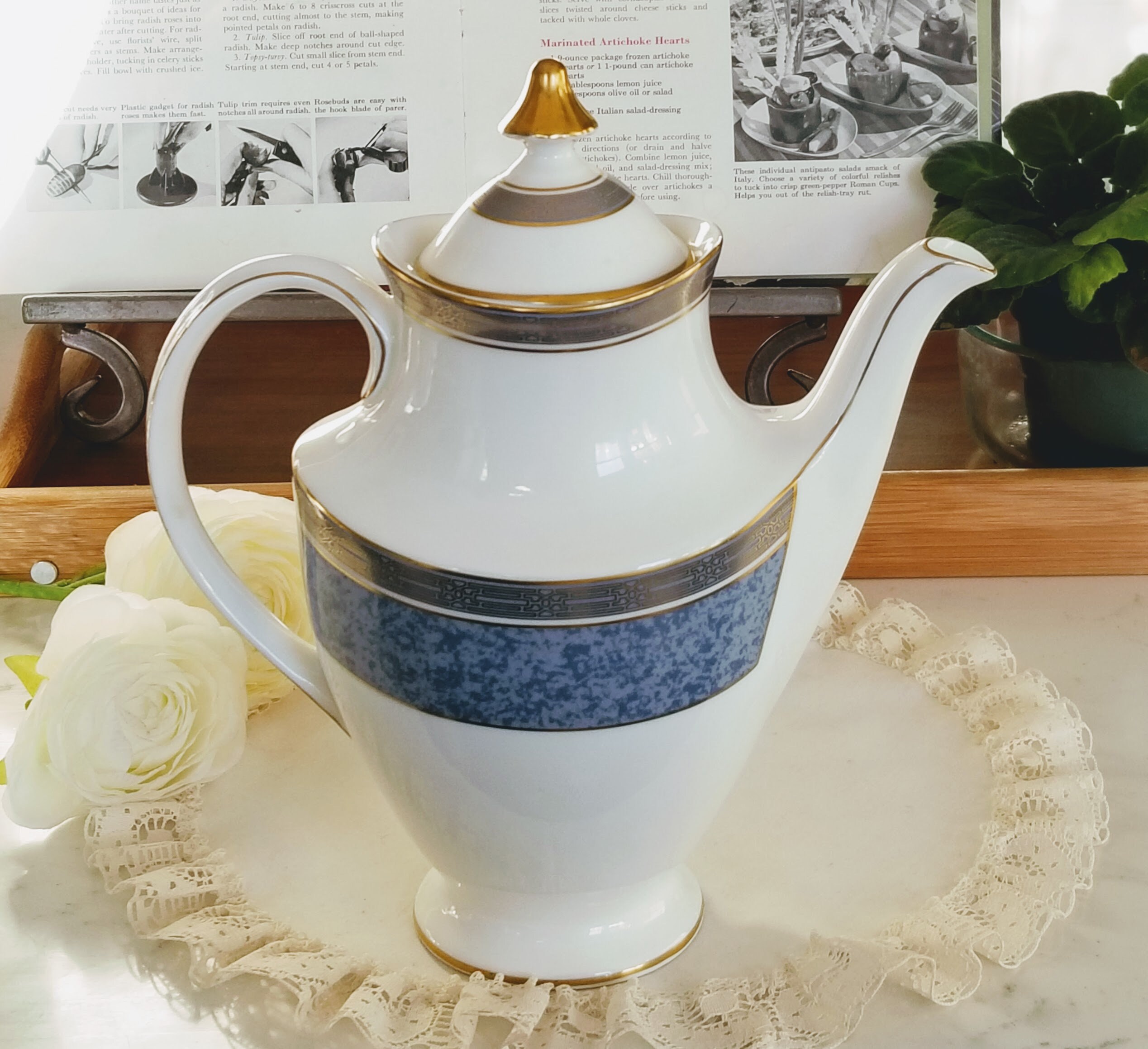 英国製ロイヤルドルトン vanborough ティートリオ+1