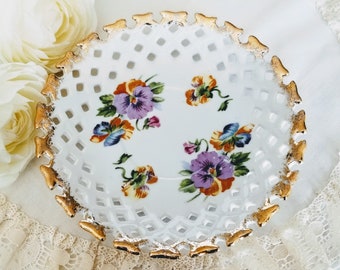 Platillo perforado vintage para taza de té, porcelana hecha en Japón, dorado, floral, fiesta de té vintage, plato decorativo, repuesto de porcelana