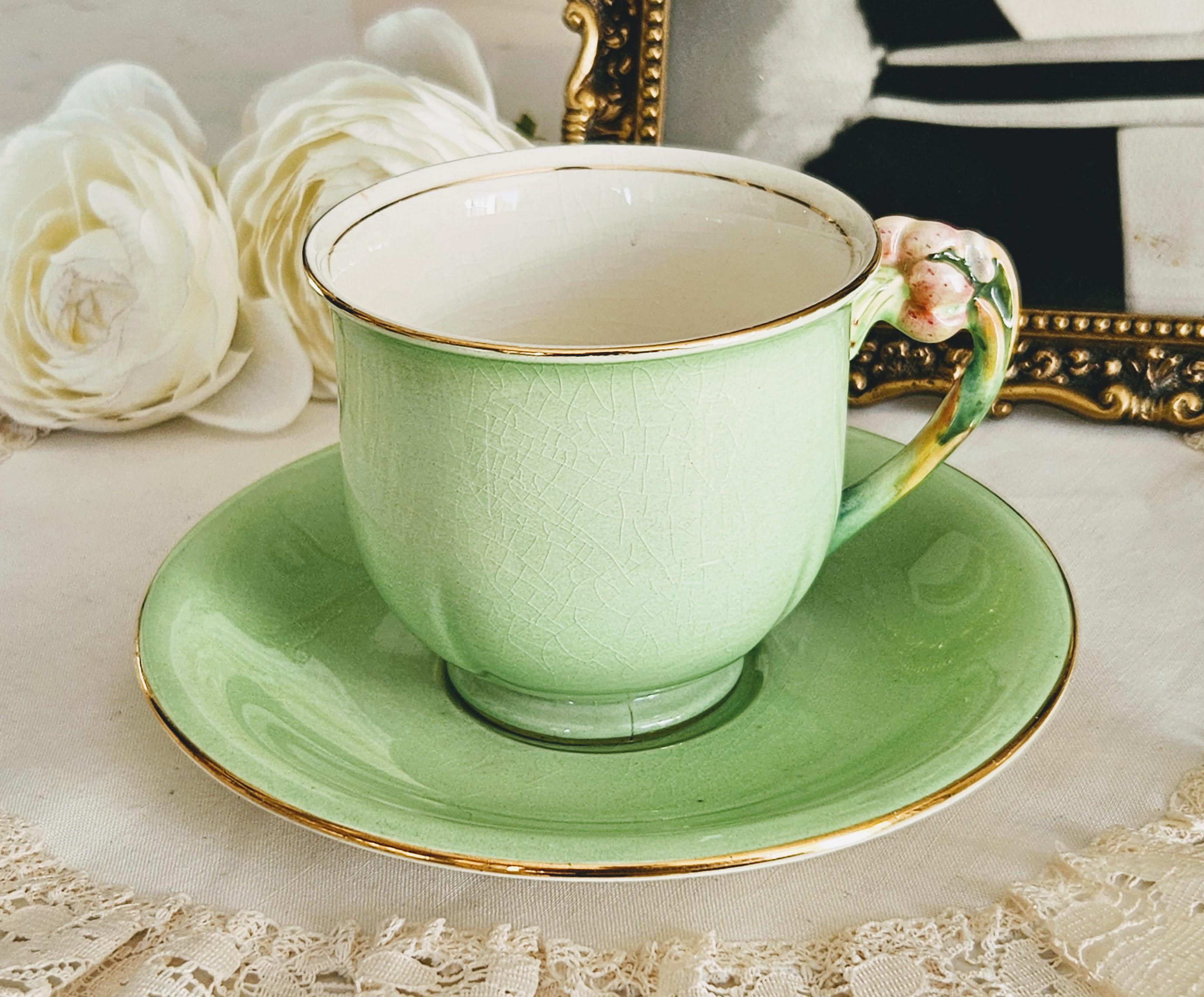 Royal Winton Grimwades Tiger Lily Green Teacup and Saucer Set