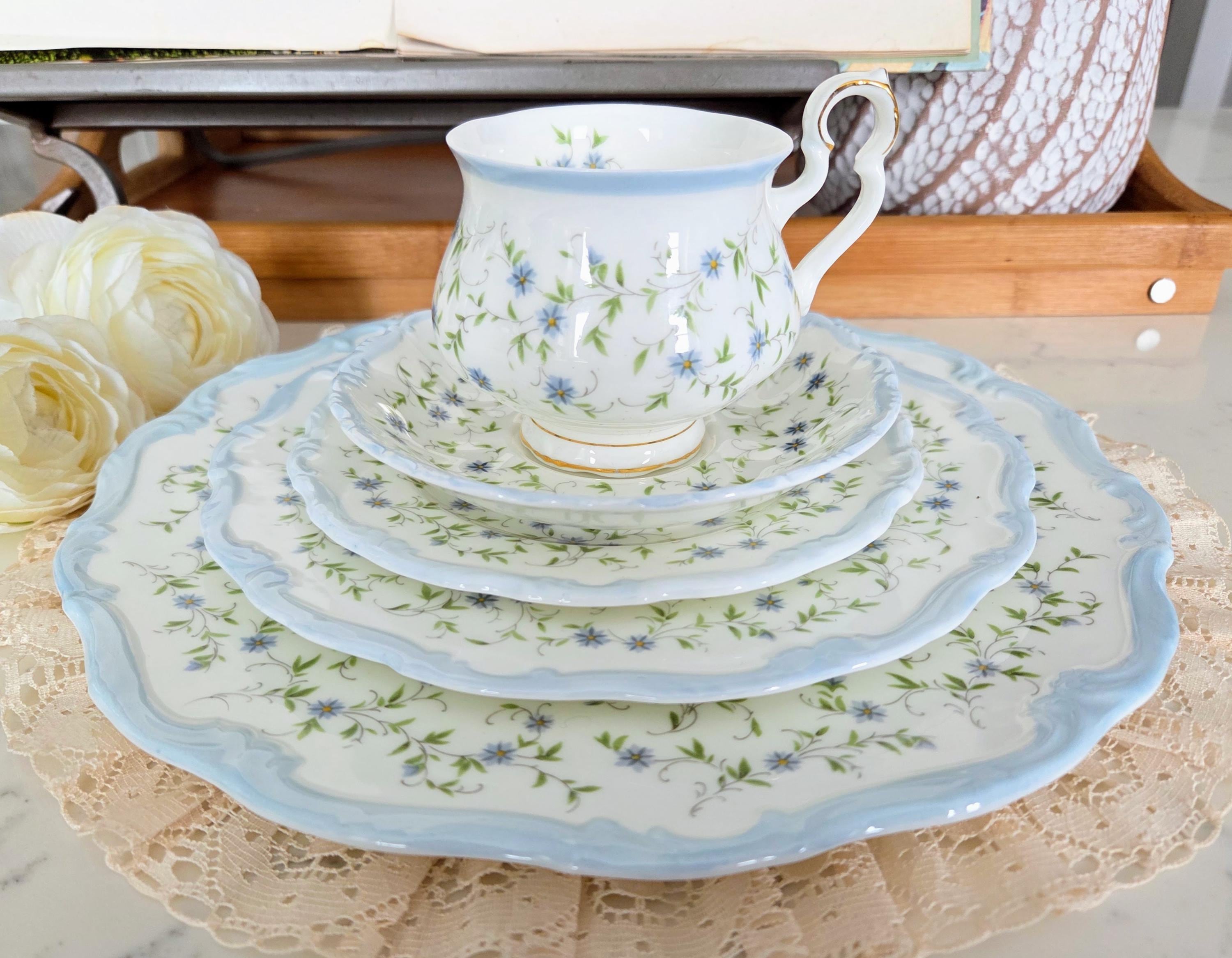 Royal Albert Caroline - Etsy
