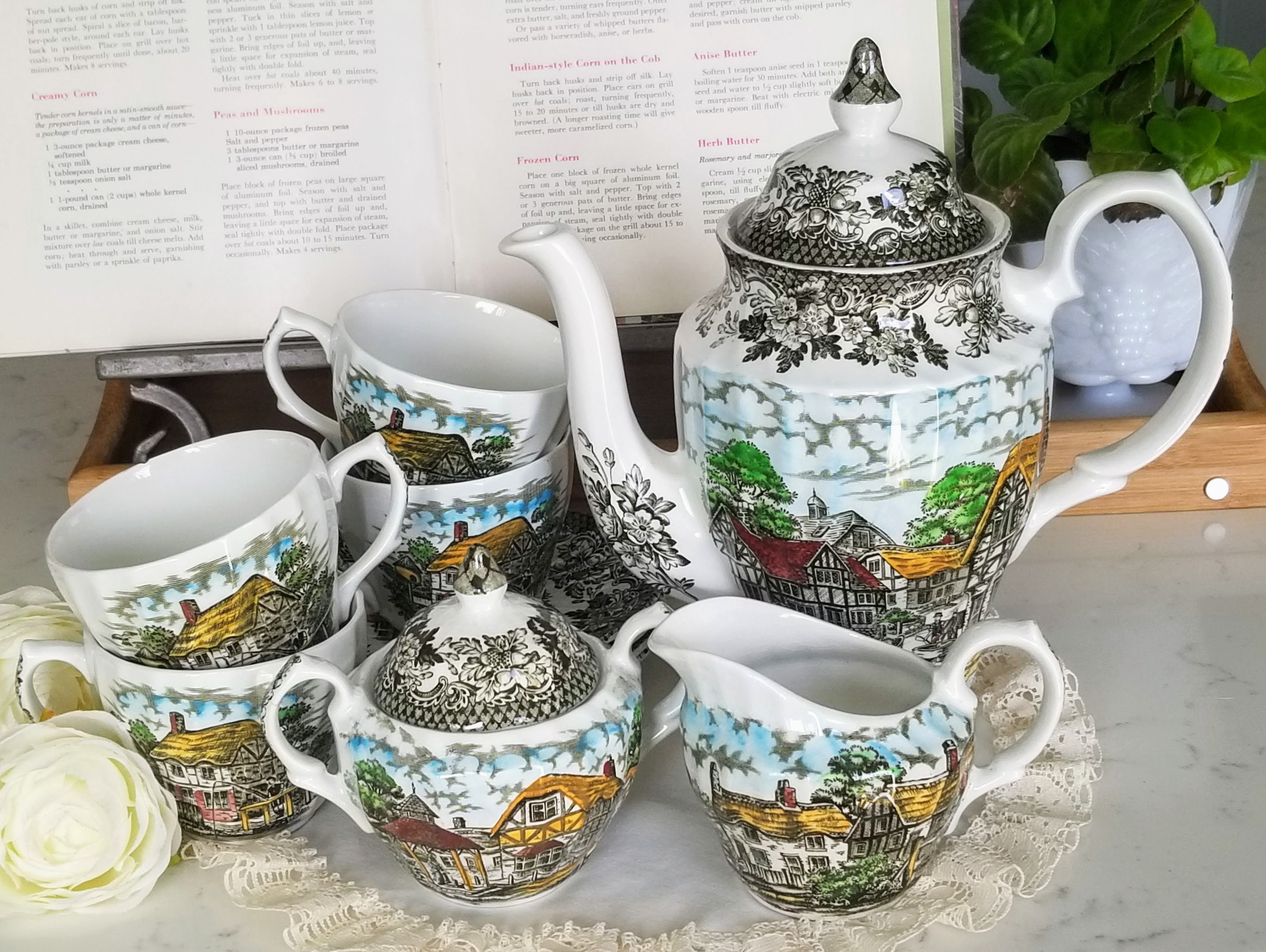MERRIE OLDE ENGLAND　トリオティーセット Merrie Olde England - Etsy