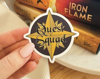 Pegatina de Quest Squad, diseño con licencia de Onyx Storm, vinilo de fantasía, pegatina redonda apta para lavavajillas para lectores de fantasía y regalos literarios.