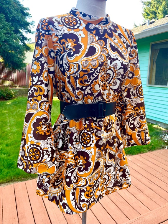 Vintage 60s Gold and Metallic Paisley Print Mini Dress – S/M