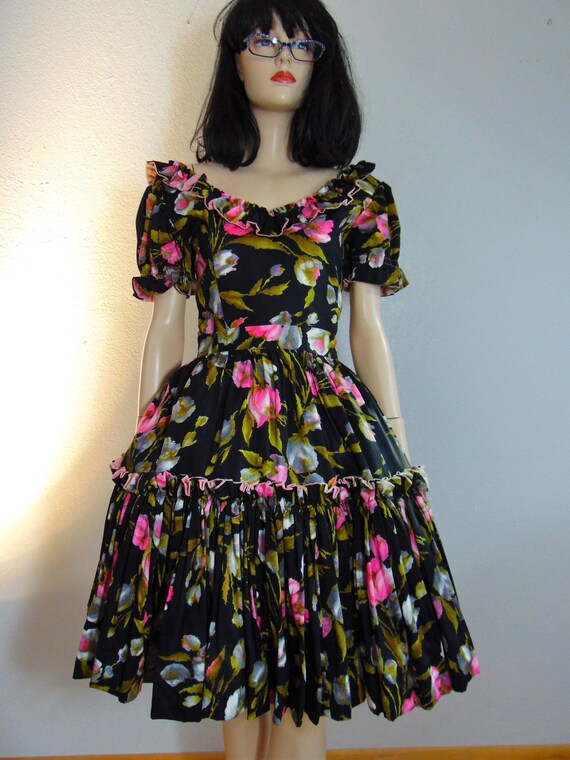 CLEARANCE - RARE 30s 40s Swing Patio Dress - Flora