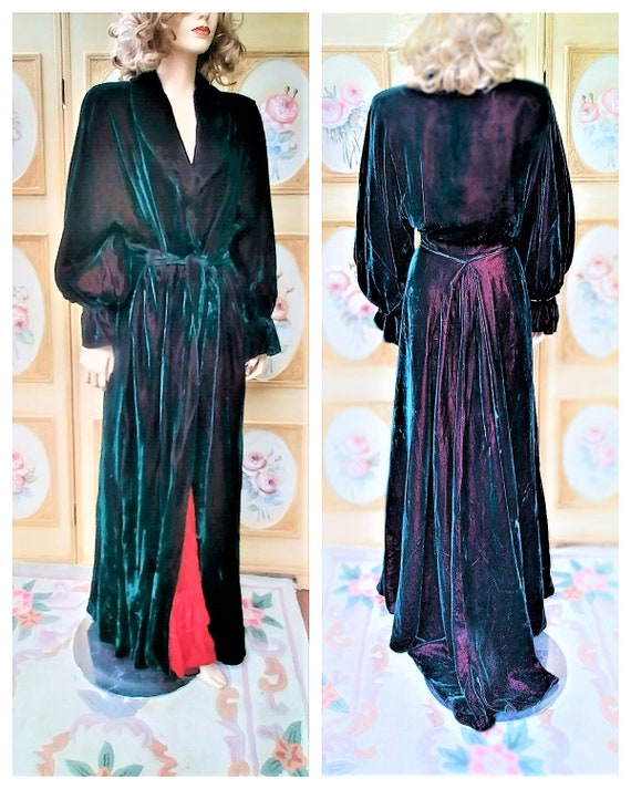 Antique Victorian French Silk Velvet Housecoat Ro… - image 4