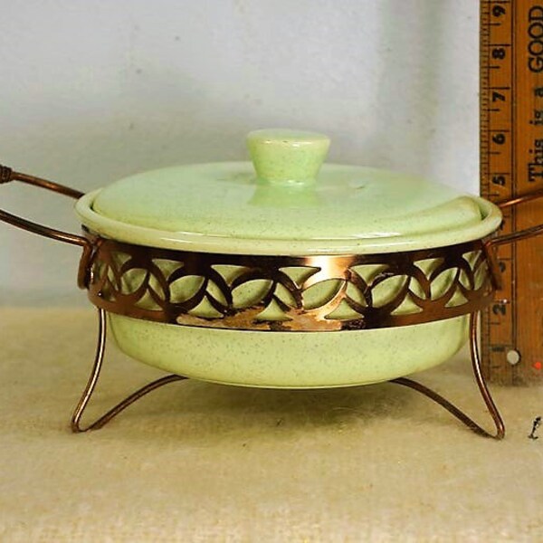 Atomic Age Vng Kitchen Ware - Vng Mid Century Bauer Modern Serving Crock and Copper Serving Stand - 50's MCM Dinner Ware , Soup Terrain.