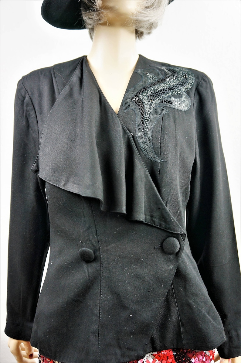 NWT 80/'s does 40/'s Leather detailed Fitted Blazer CLEARANCE 40/'s Style Designer Fitted Peplum Fitted Blazer Sz 910