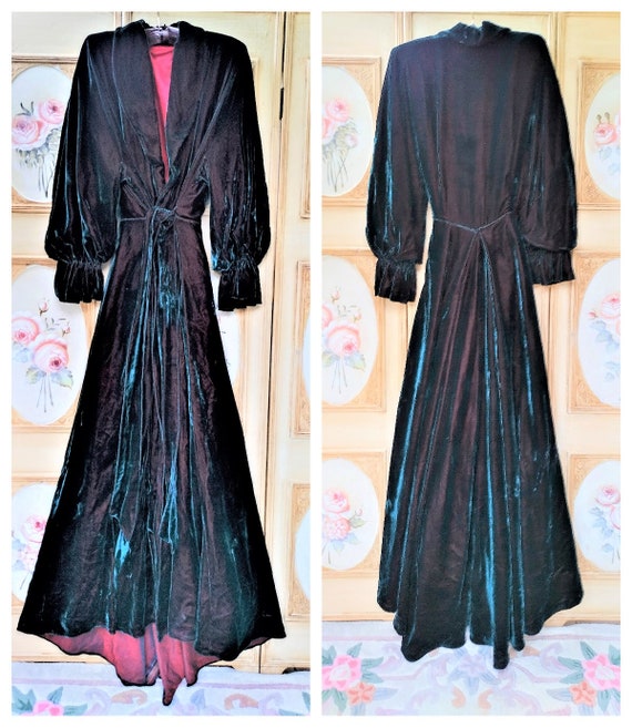 Antique Victorian French Silk Velvet Housecoat Ro… - image 2