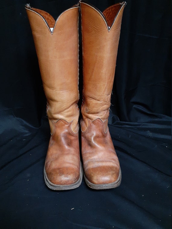 Sold*Do Not Buy*Women/'s Vintage 1970s FRYE Tall Campus Boots Braided Leather Stacked Heel Western Boots Size 7.5