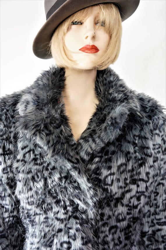 CLEARANCE Y2K Faux Fur Leopard Coat - Fluffy Teddy