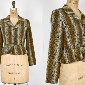 90s 00s Animal Print Button Down Peplum Blouse / Cheetah, Leopard Crop Top