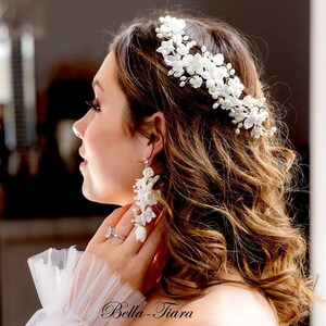 wedding comb, ceramic flower wedding comb, floral bridal comb, floral hair comb, bridal hair comb, romantic bridal comb, ceramic rose comb