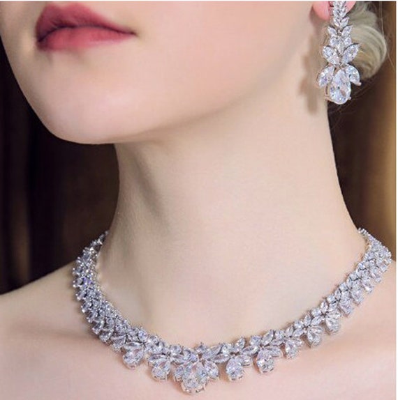 Swarovski Crystal 2022 SCS Elegance Of Africa Necklace Set 5622784 – Biggs  Ltd