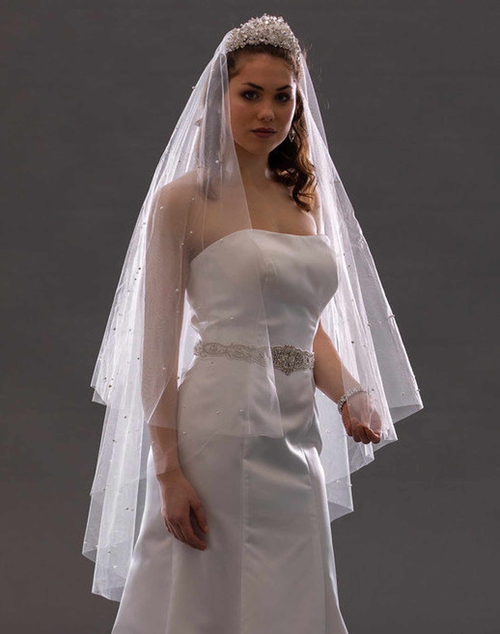 Posh Brides - Pearl Scattered Veil main image 1
