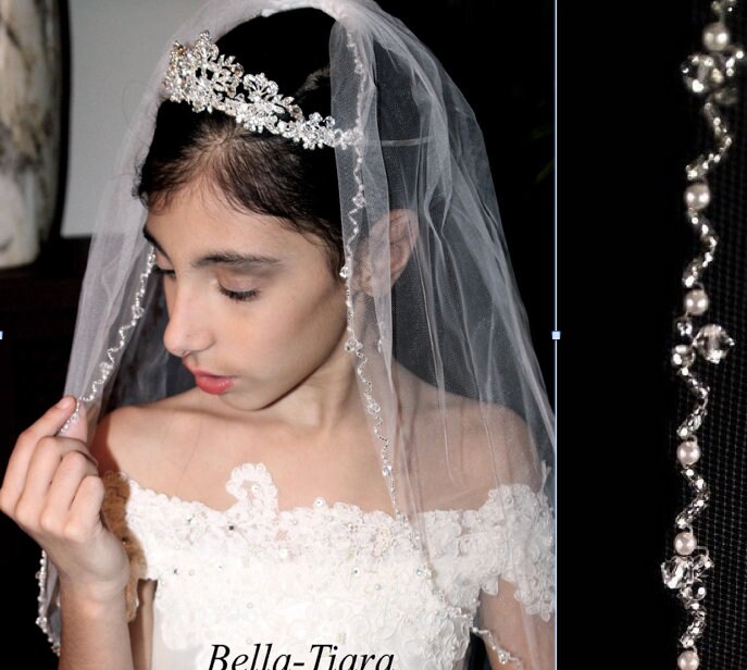tiara and veil