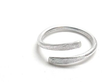 Aluminum thumb rings for women, Hammered minimalist ring for her, Aluminium contemporary jewelry