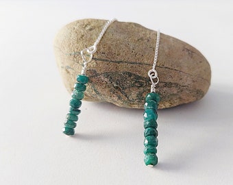 Raw emerald chain threader earrings. Gemstone dangle earrings. Emerald jewelry. Green Thread Earrings. Emerald drop earrings